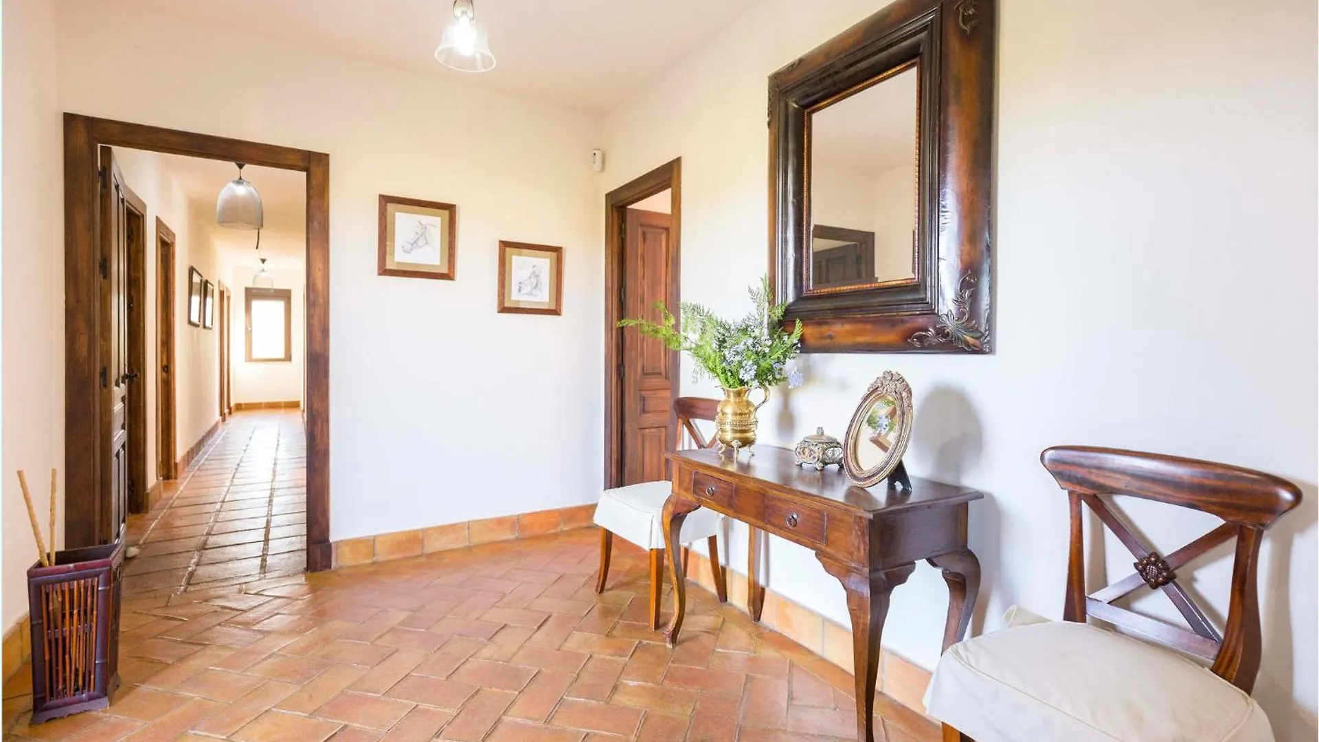 Awesome Home In Moron De La Frontera Spain