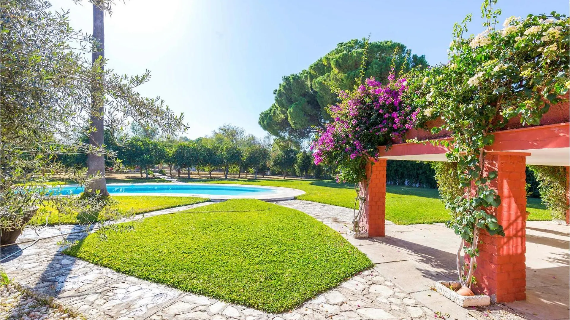 Holiday home Awesome Home In Moron De La Frontera