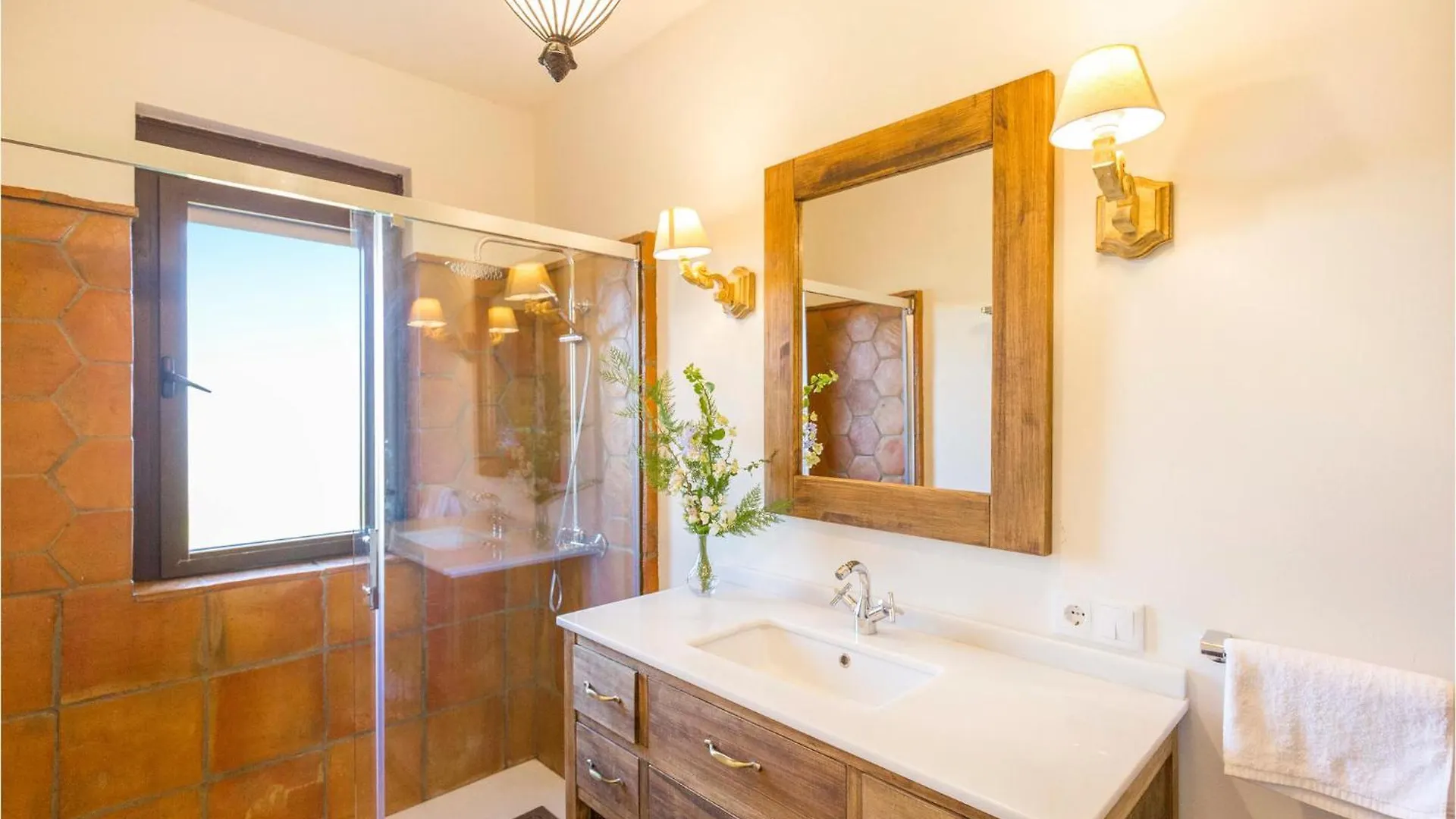 Awesome Home In Moron De La Frontera Holiday home